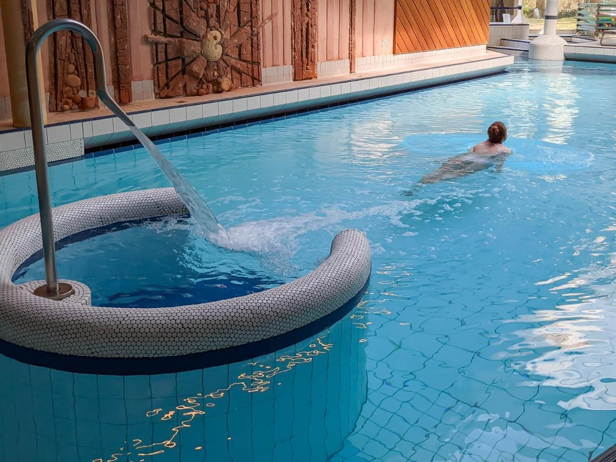 Hotel Restaurant & Spa Verte Vallee 묑스테르 외부 사진