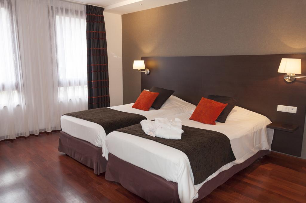 Hotel Restaurant & Spa Verte Vallee 묑스테르 외부 사진
